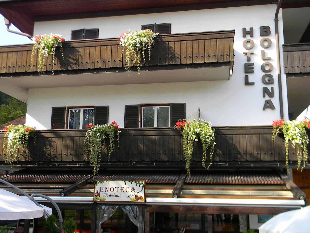 Hotel Bologna Brunico Exterior photo